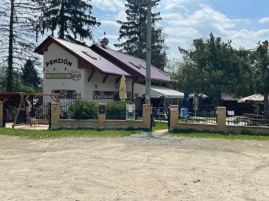Apartman Katarina V Penzione Pod Smrekom Martin Buitenkant foto